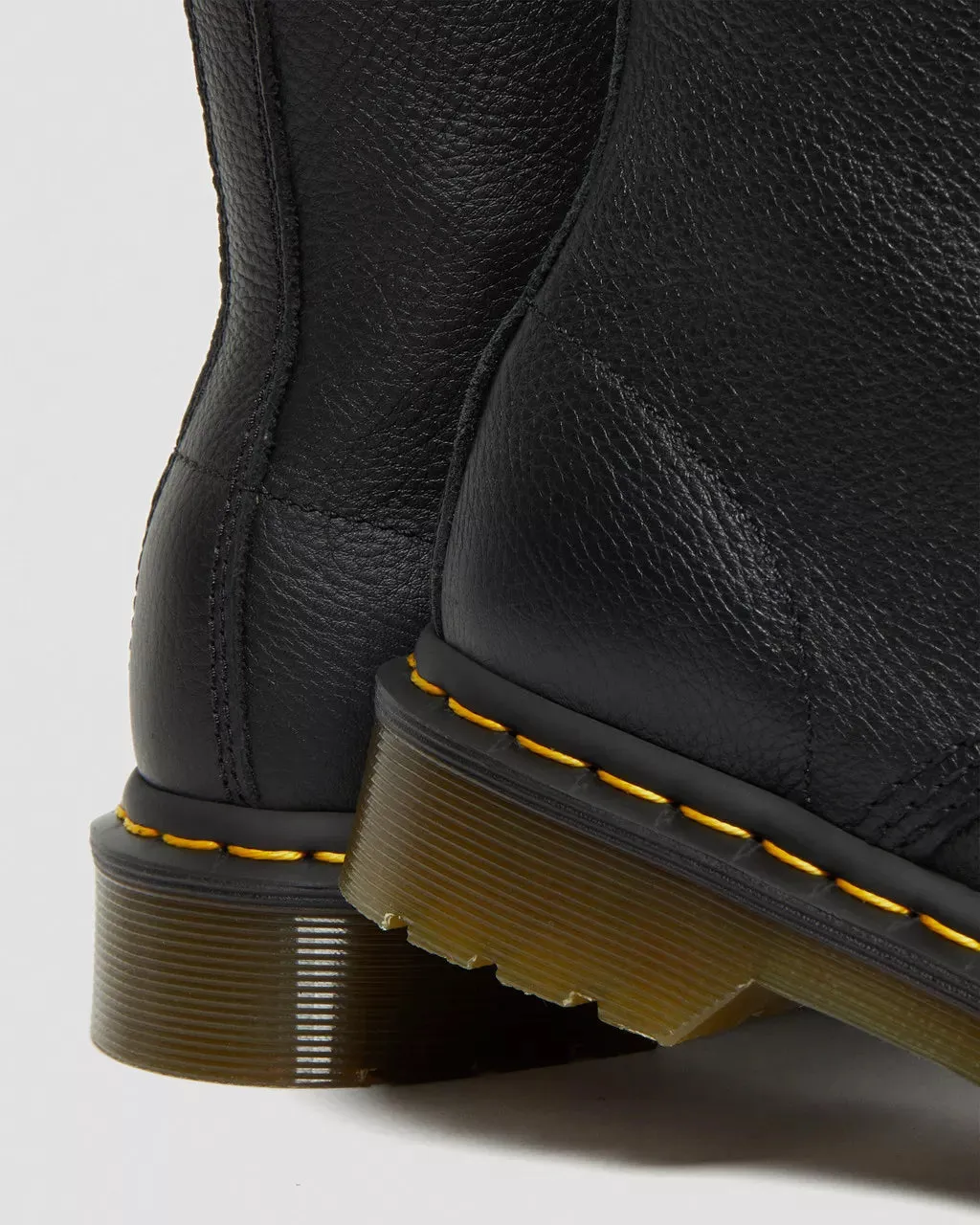 1460 Pascal Virginia Stiefel in Schwarz