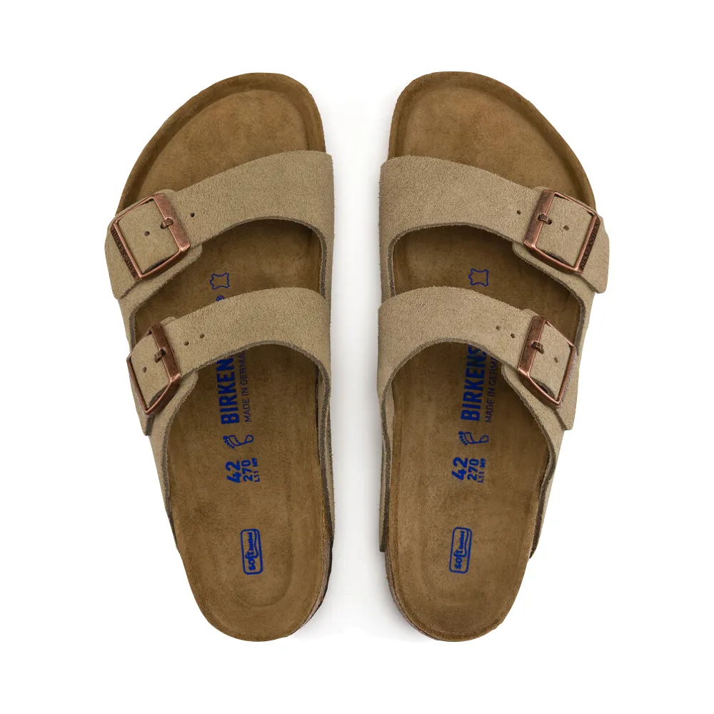 Birkenstock Arizona Wildleder Sandale mit weicher Fußbettung in Taubenblau