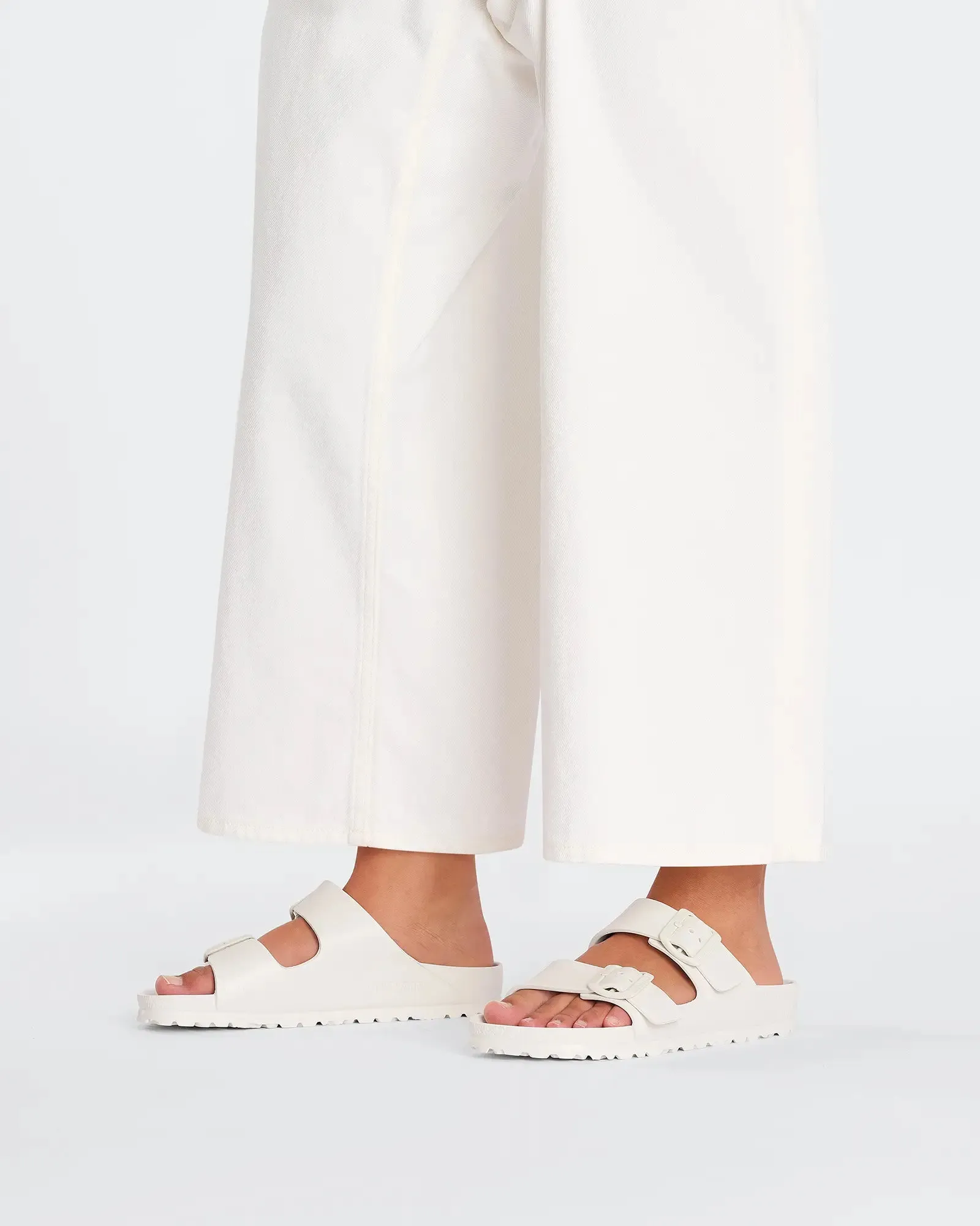 Birkenstock Sandalen Arizona EVA in Eierschale