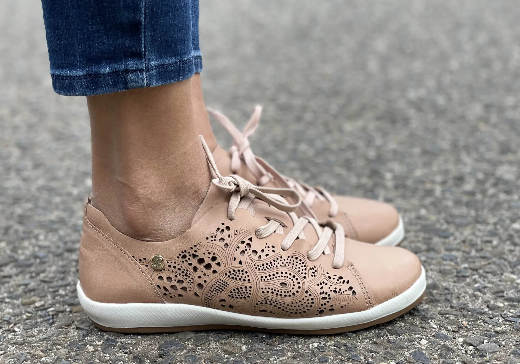 Bottero Josie Damen Bequeme Leder Freizeitschuhe Hergestellt in Brasilien Bottero Schuhe