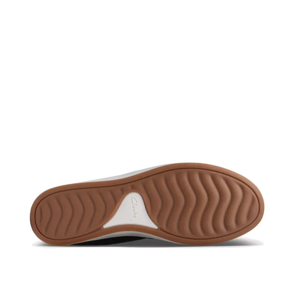 Clarks Damen Breeze Emily Perfed Slip-On in Schwarz