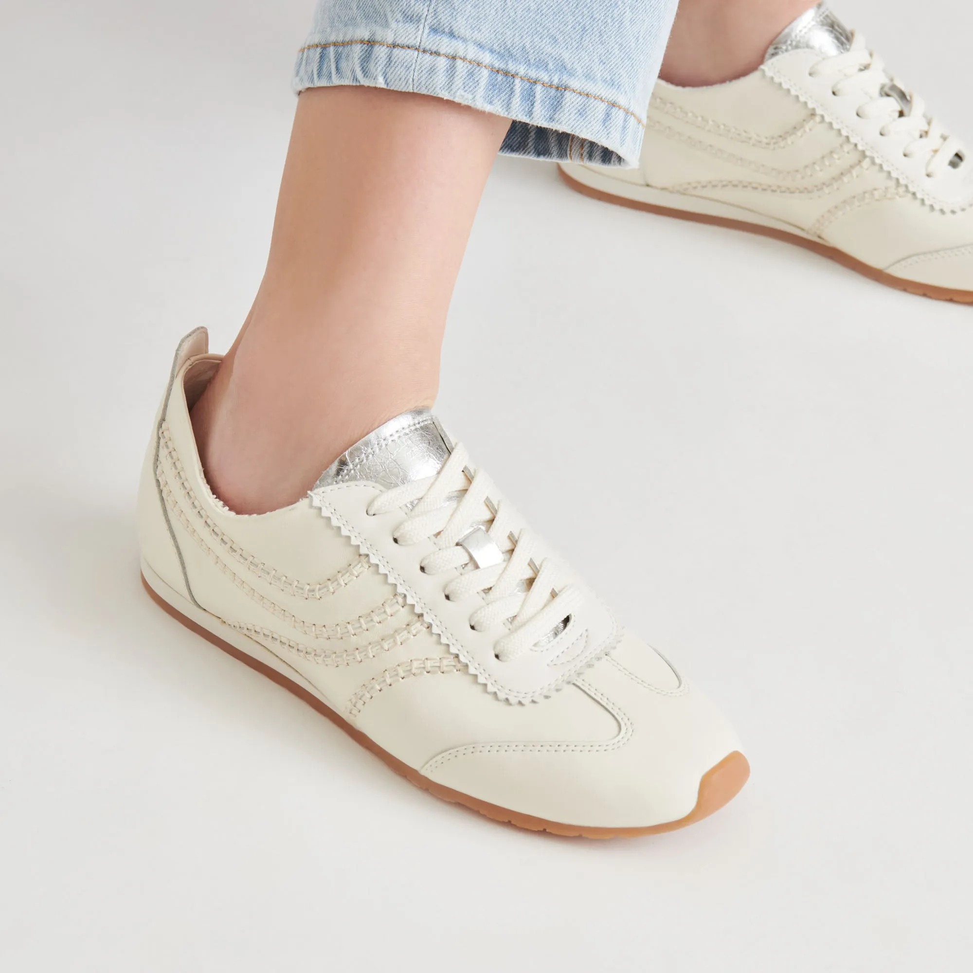 DELANY SNEAKER IN OFF-WHITE LEDER