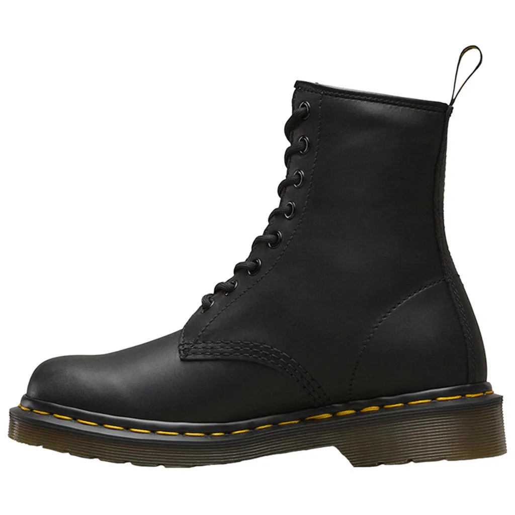 Dr. Martens 1460 8-Loch Stiefel aus fettigem Leder, Unisex-Knöchelstiefel