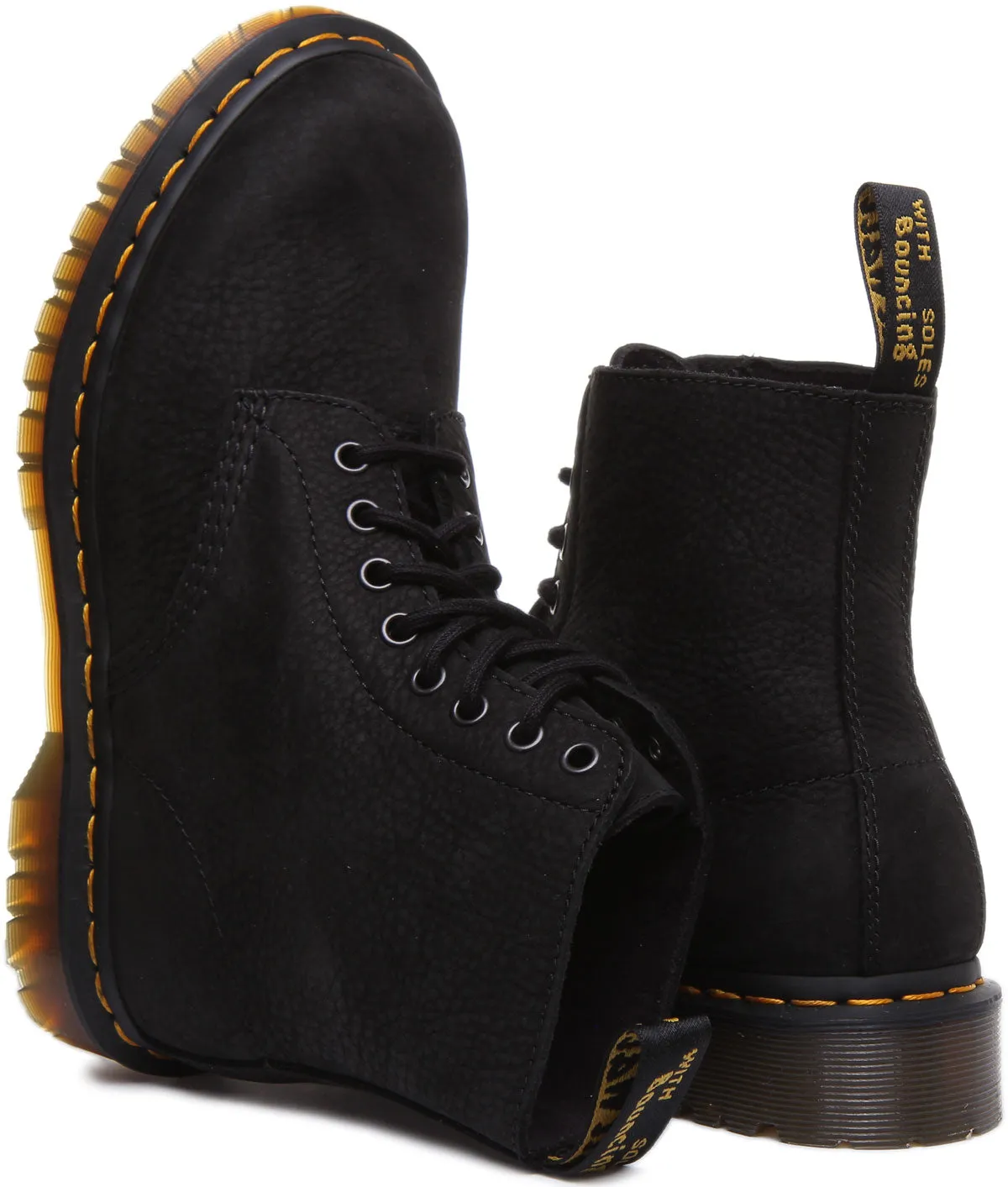 Dr. Martens 1460 Pascal in schwarzem, wasserabweisendem Milled-Leder