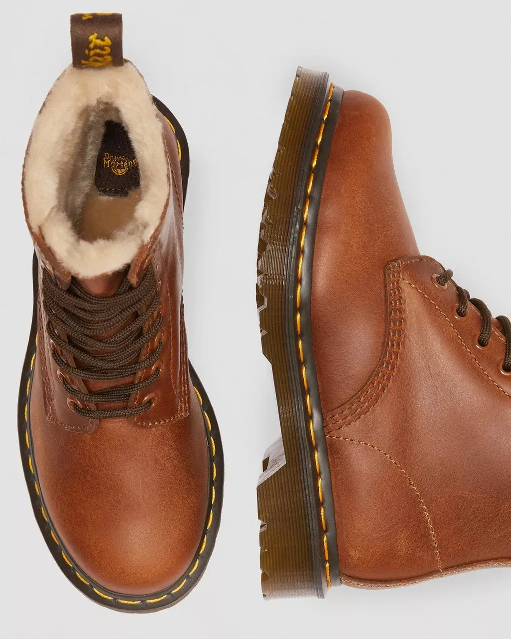 Dr. Martens 1460 Damen Stiefel mit Kunstfellfutter und Schnürung