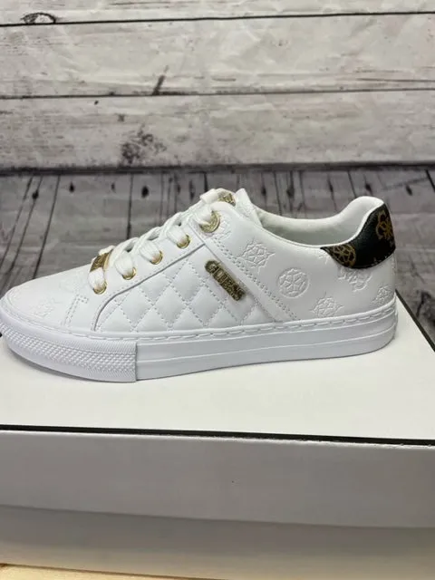 Guess Nappa Kleine Pfingstrose Geprägter Schuh