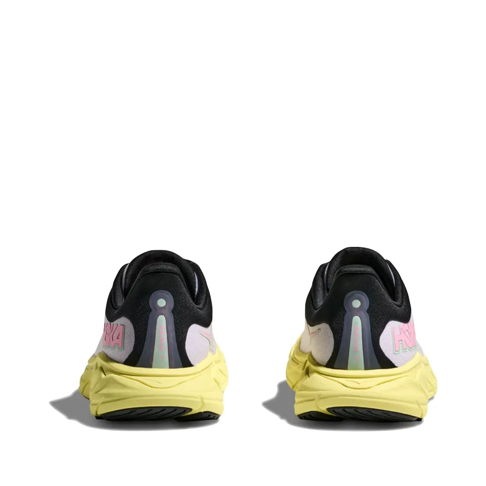 Hoka Damen Arahi 7 Sneaker in Starlight Glow/Yuzu