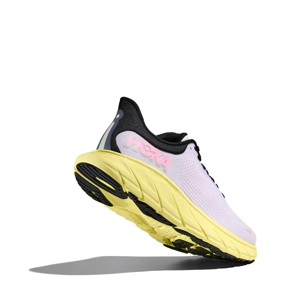 Hoka Damen Arahi 7 Sneaker in Starlight Glow/Yuzu