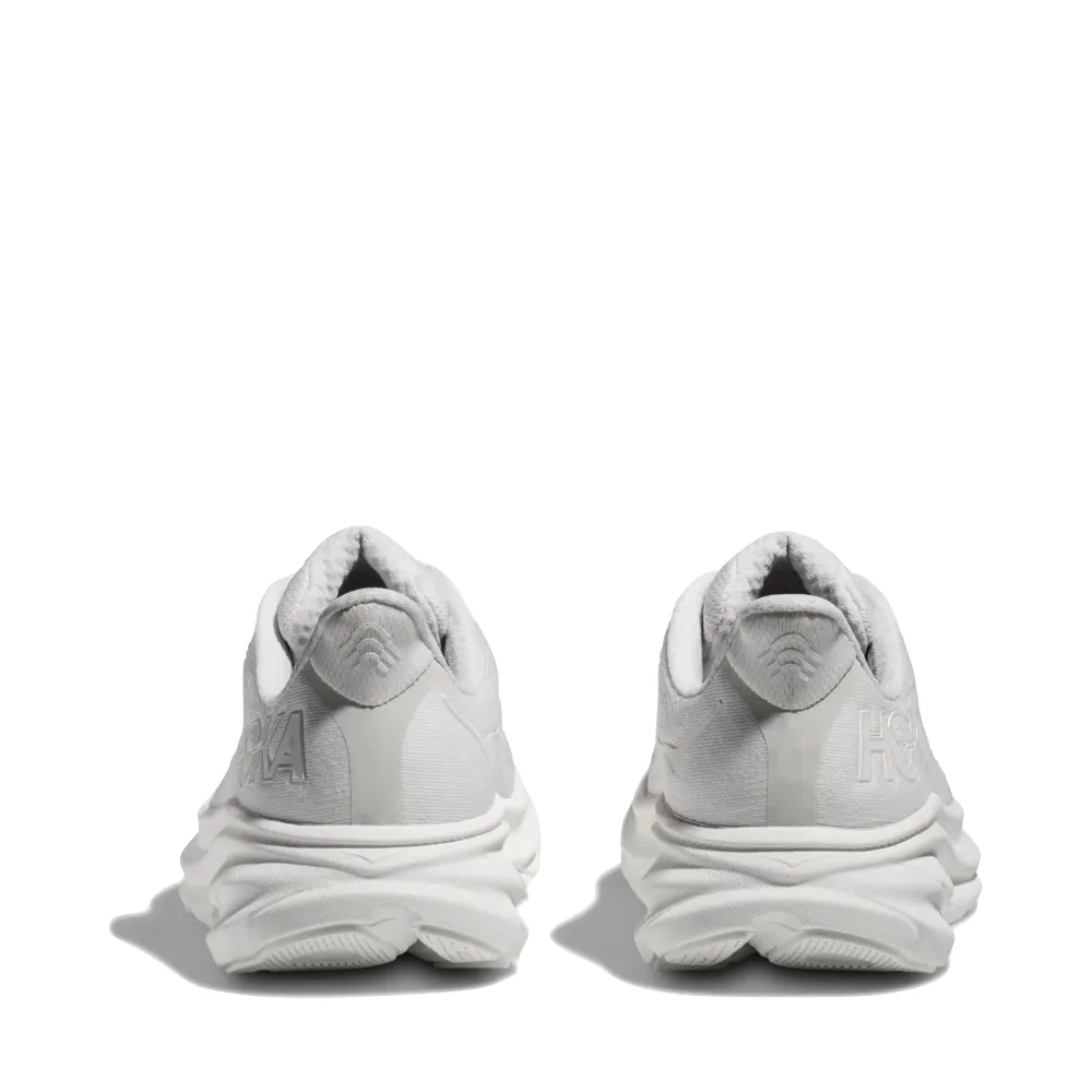 Hoka Damen Clifton 9 Sneaker in Weiß/Weiß