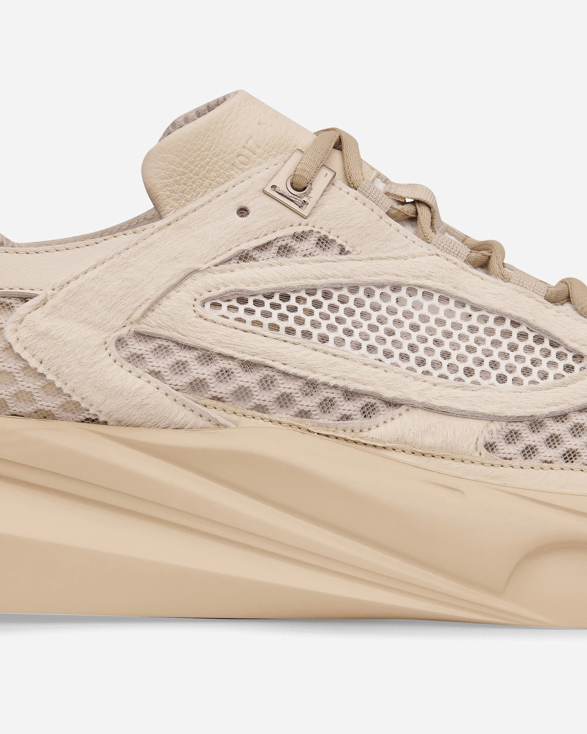 Monofarbene Wander-Sneakers Beige