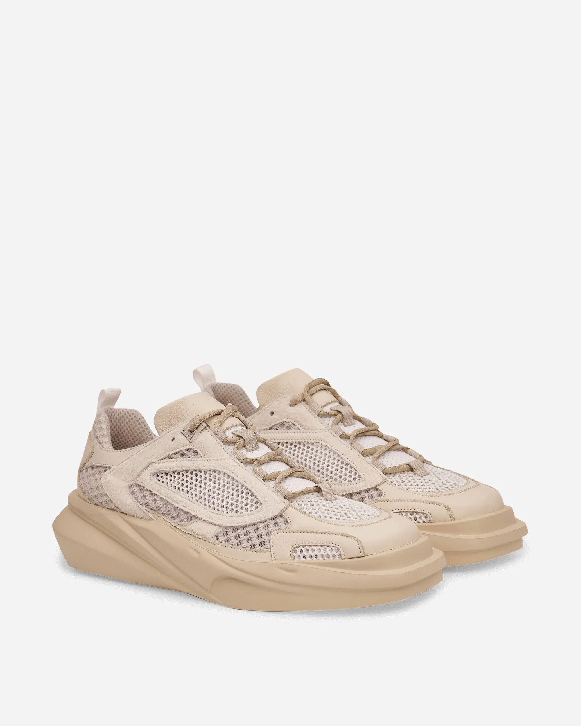 Monofarbene Wander-Sneakers Beige