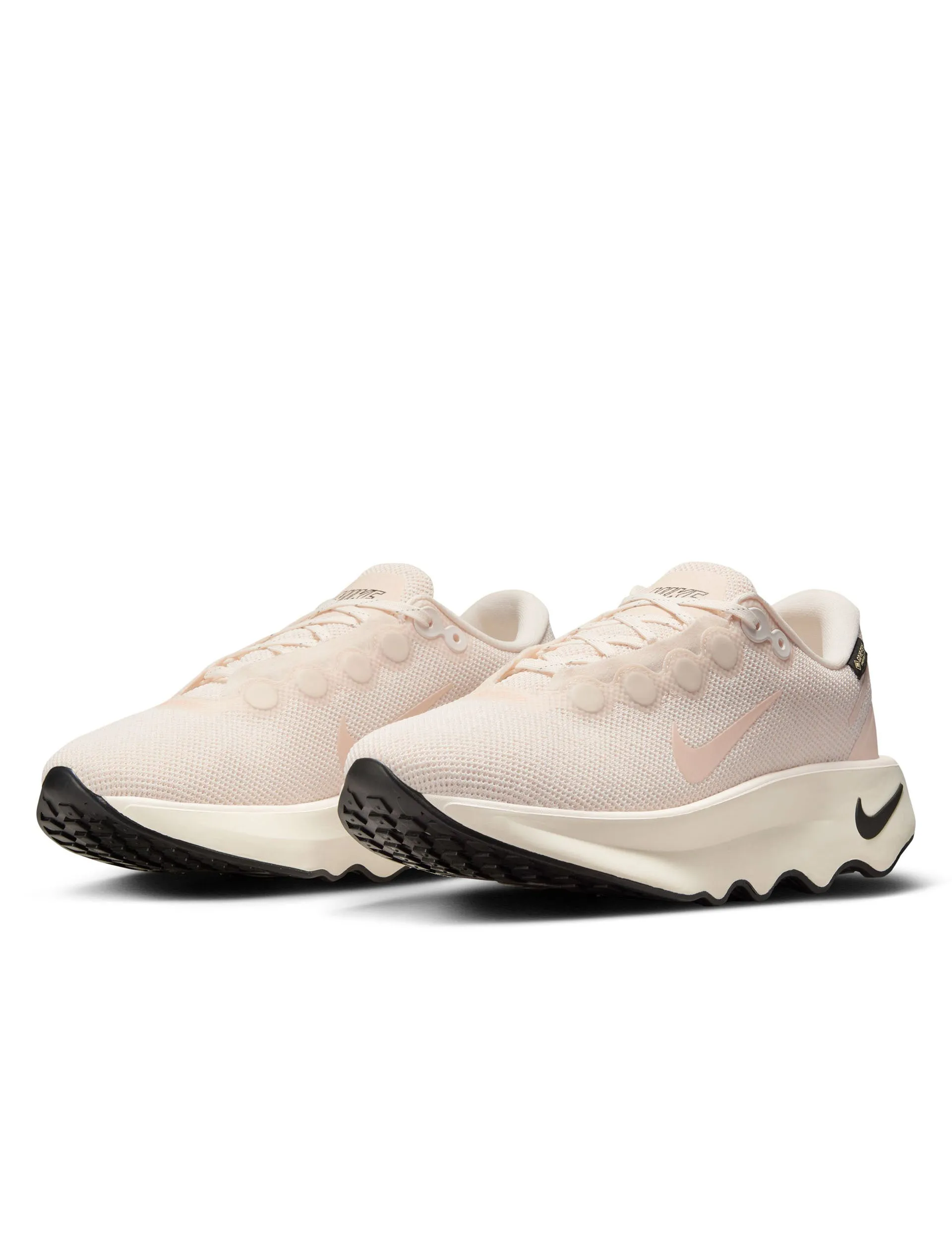 Motiva Gore-Tex Schuhe - Guava-Eis/Helles Elfenbein/Segel Schuhe_Nike_Trainer