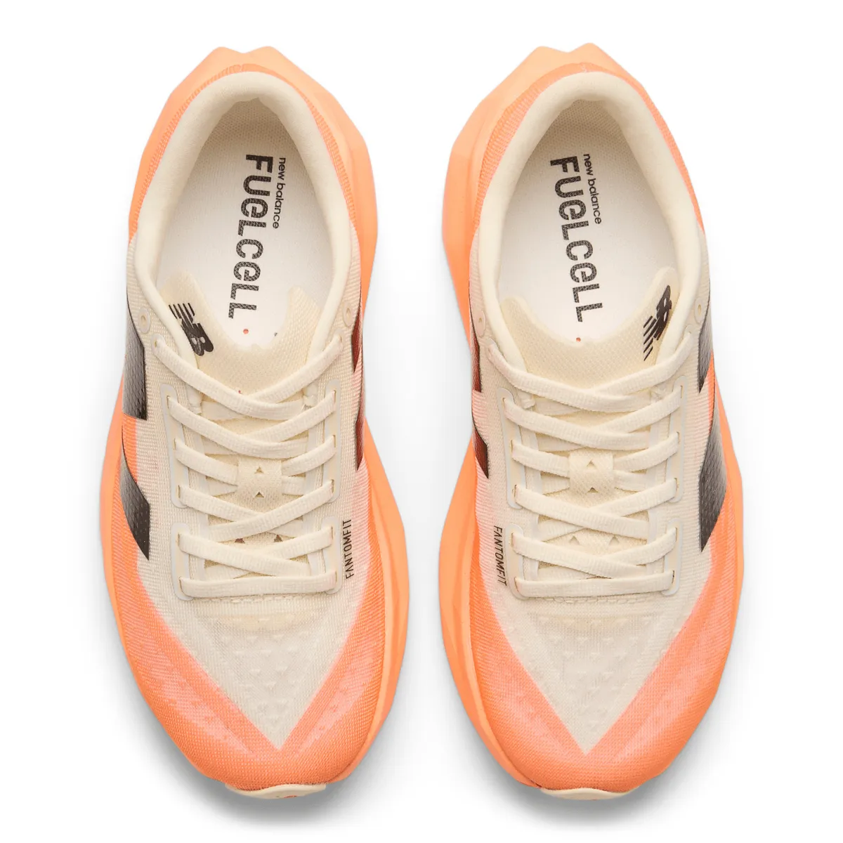 New Balance Damen FuelCell Rebel v4 Hot Mango/Angora/Schwarz