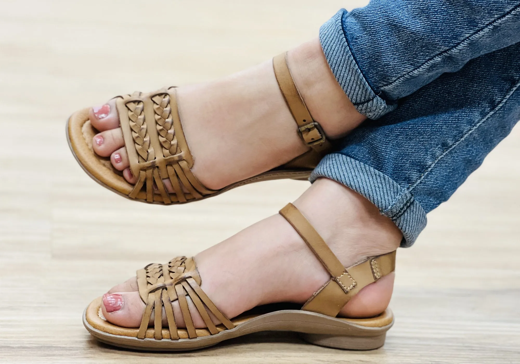Neues Gesicht Milena Damen Bequeme Ledersandalen Hergestellt in Brasilien New Face Schuhe