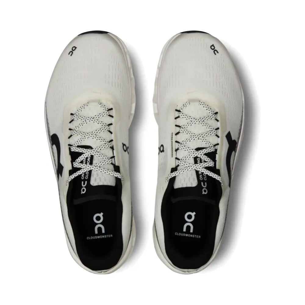 Zum Women's Cloudmonster 2 Sneaker in Naturbelassen/Frost