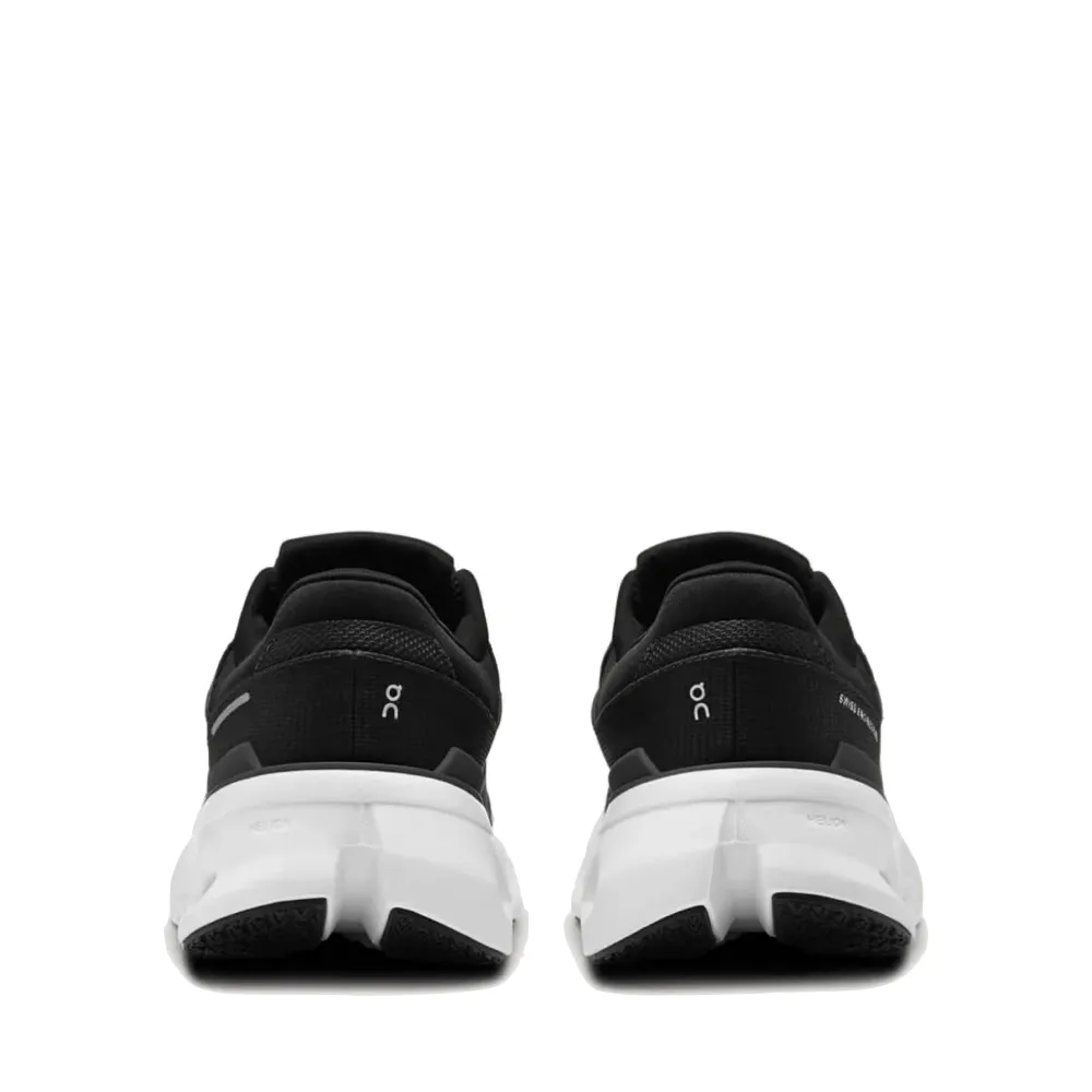 Zu den Women's Cloudrunner 2 Sneakern in Eclipse/Schwarz