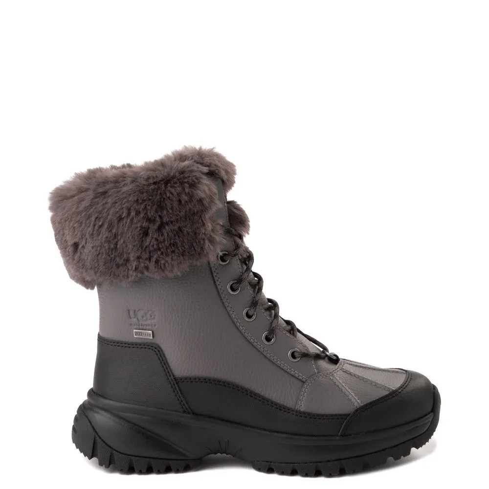 UGG Yose Fluff WP Stiefel