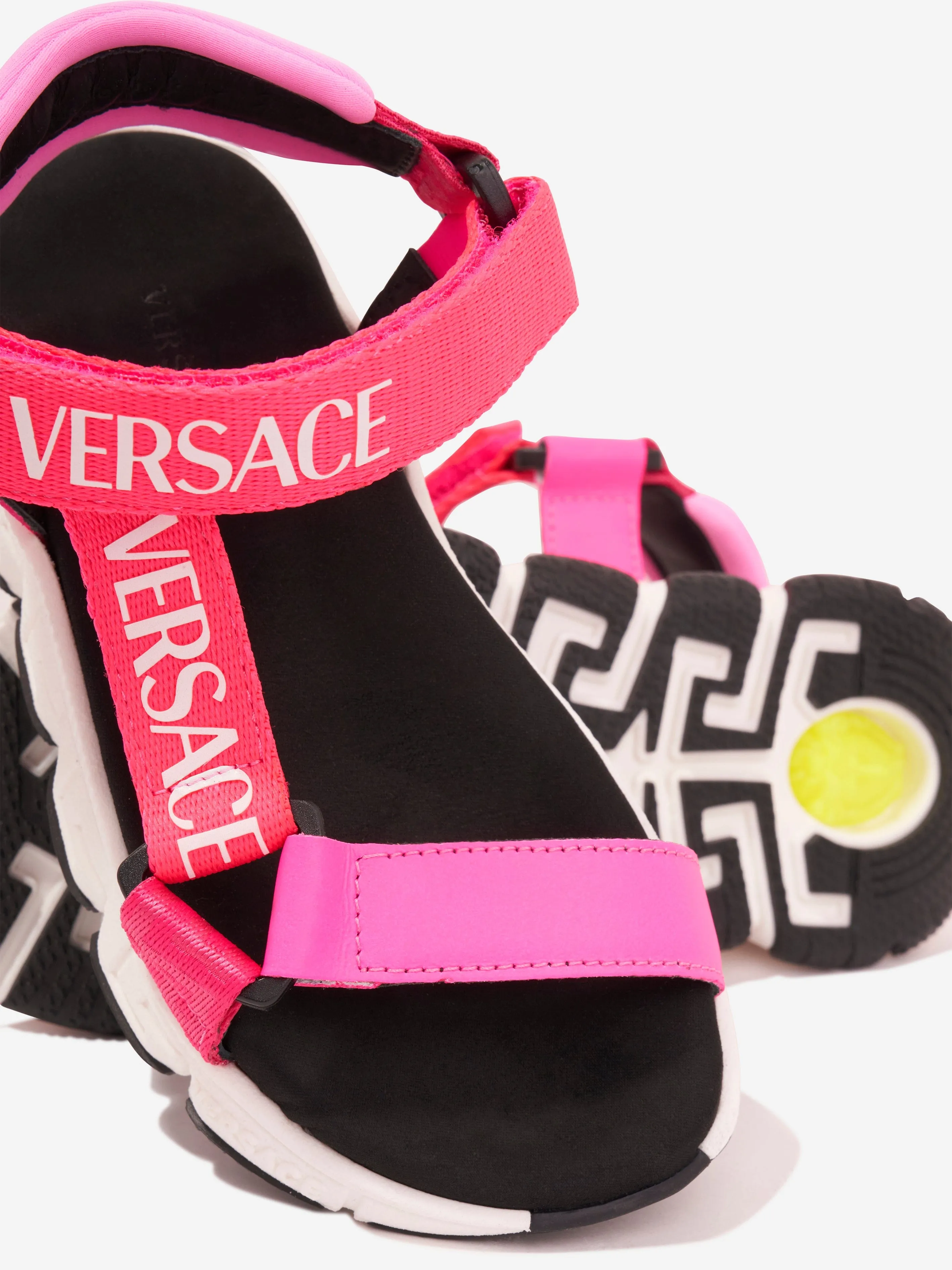 Versace Girls Logo Riemchen Sandalen in Rosa