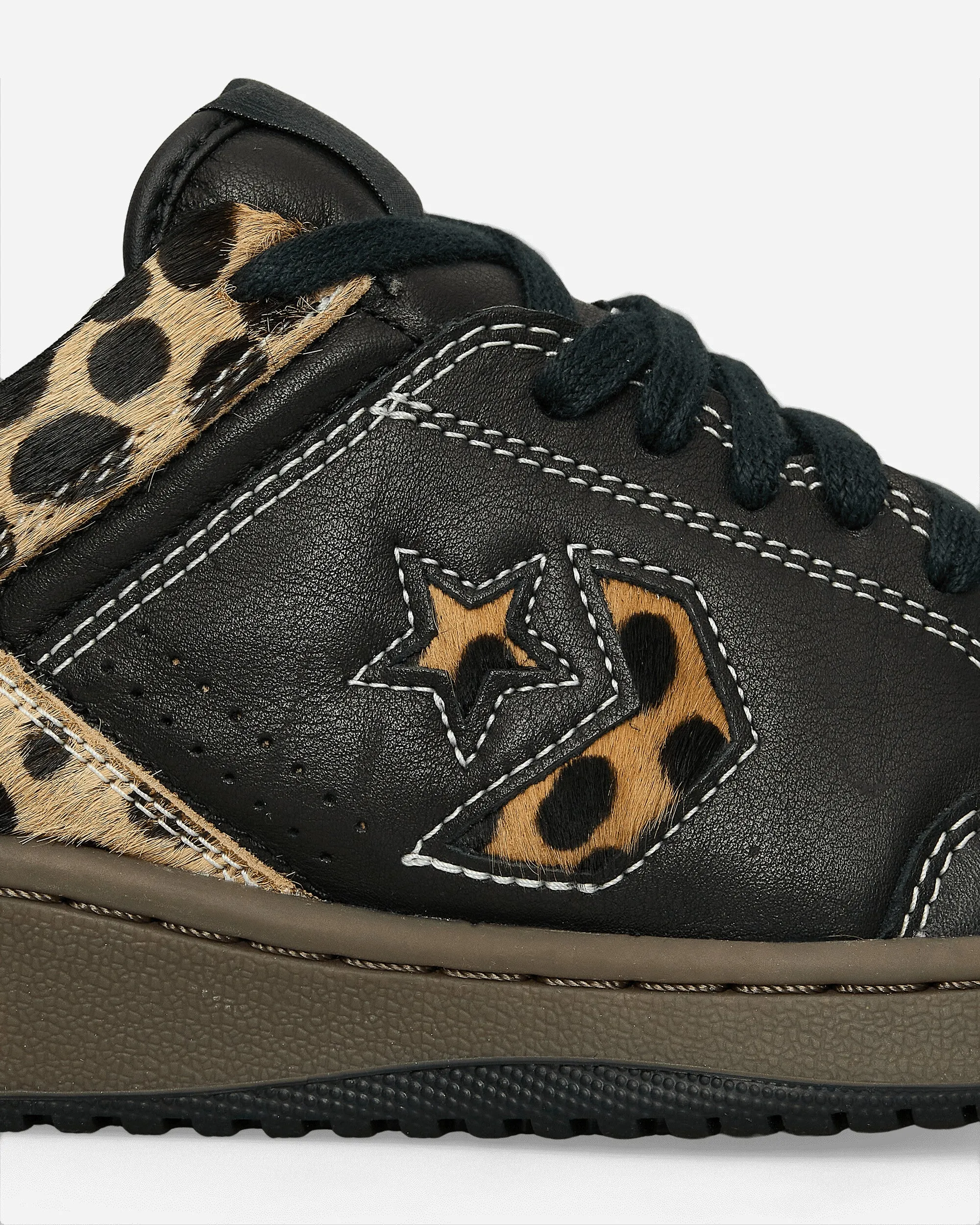 Weapon Pony Hair Sneakers Schwarz